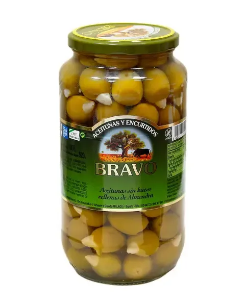 Оливки зелені "Bravo" фаршировані мигдалем, 1кг (6 шт/ящ)